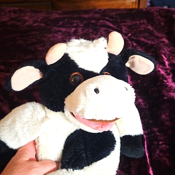 Baby Yoda And The Cow Puppet - Picture 2 of 12